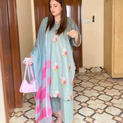 SahraMart – stylish clothing and fashion products for women available online